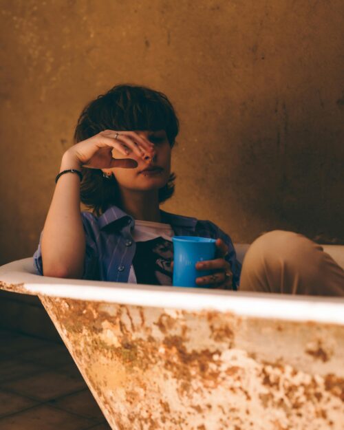 Belajar Hadir Tanpa Menyakiti